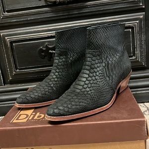Diba Green Leather Snake Skin Zora Booties
